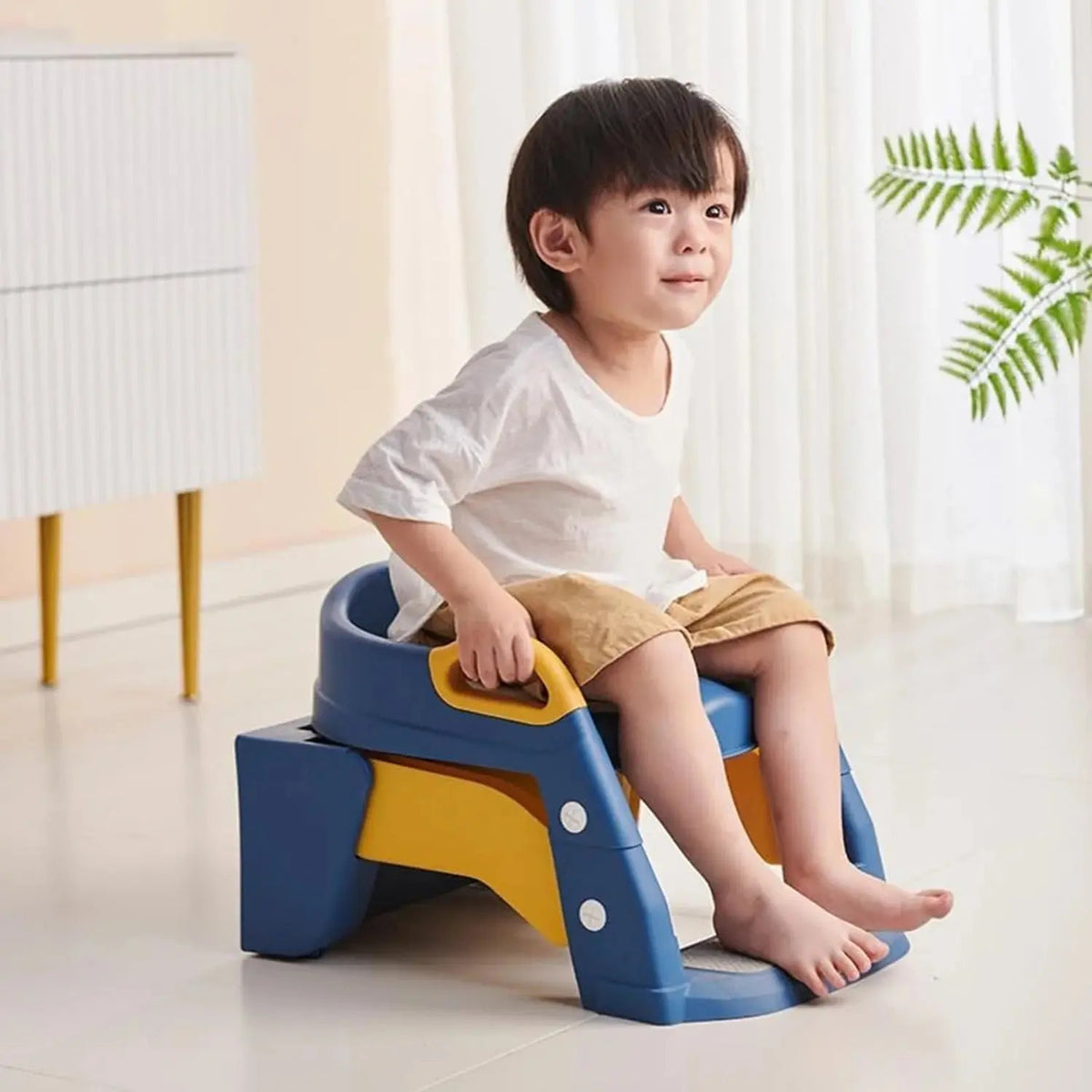 Toddler toilet seat with foldable ladder - photo 2